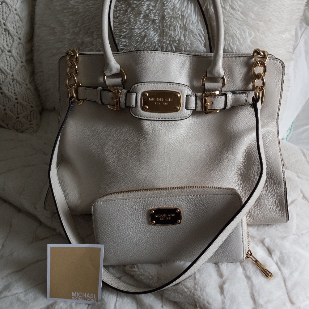 Michael Kors cream handbag and wallet set